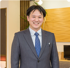 代表取締役社長 田中 健太郎